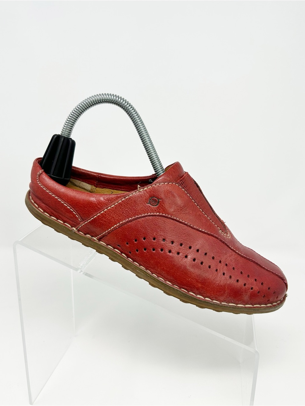 Born Loafers Womens Red Slip-On Perforated Comfort Flats Round Toe Size 7